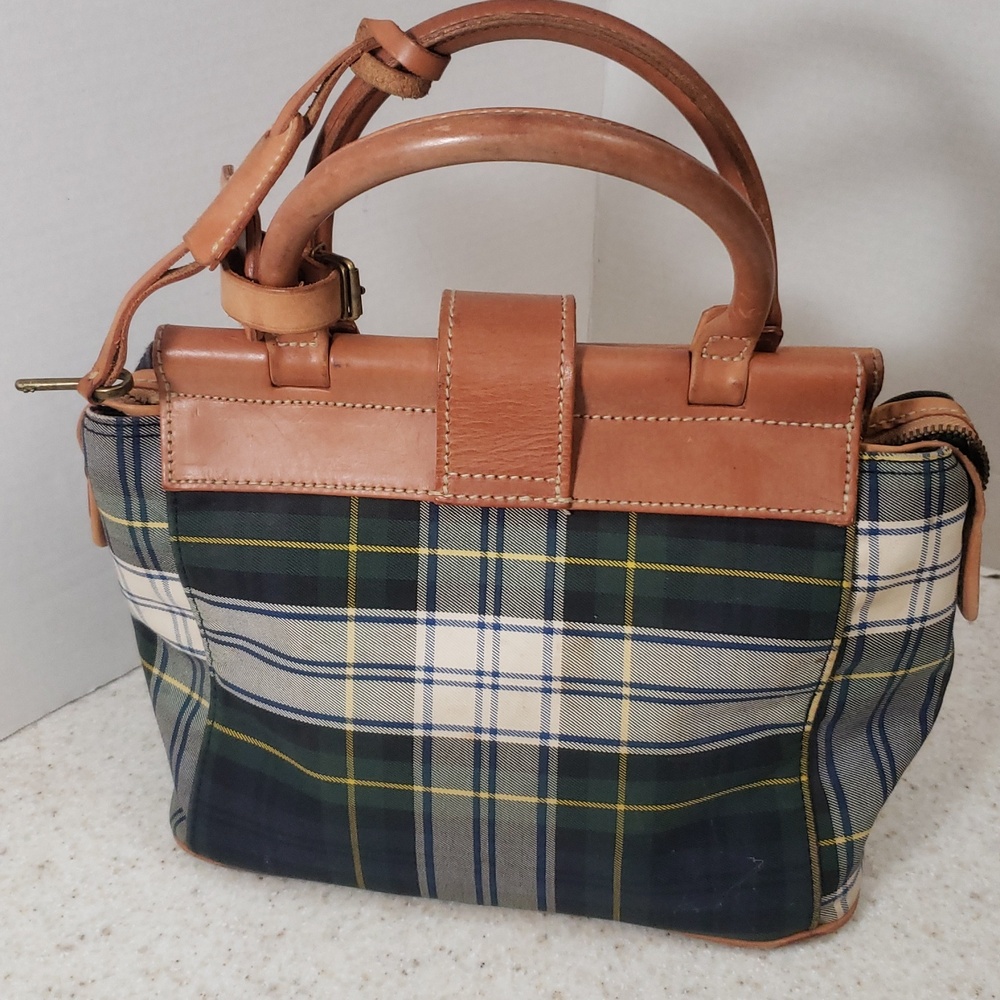 Classic Plaid Tote Handbag with Tan Leather Trim - Picture 5 of 8